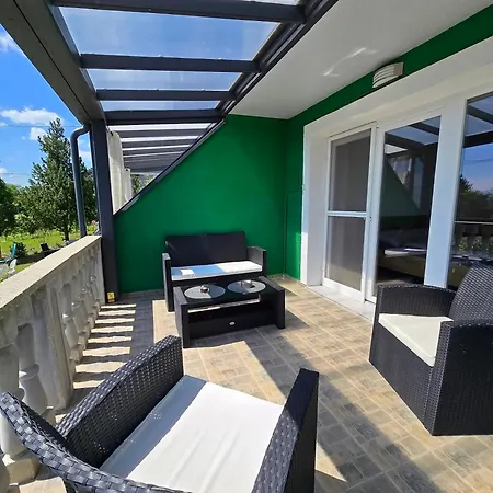בית נופש No 109 House Beautiful View With Pool *