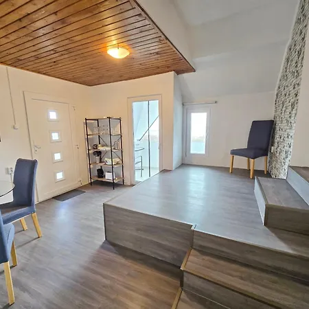 No 109 House Beautiful View With Pool בית נופש